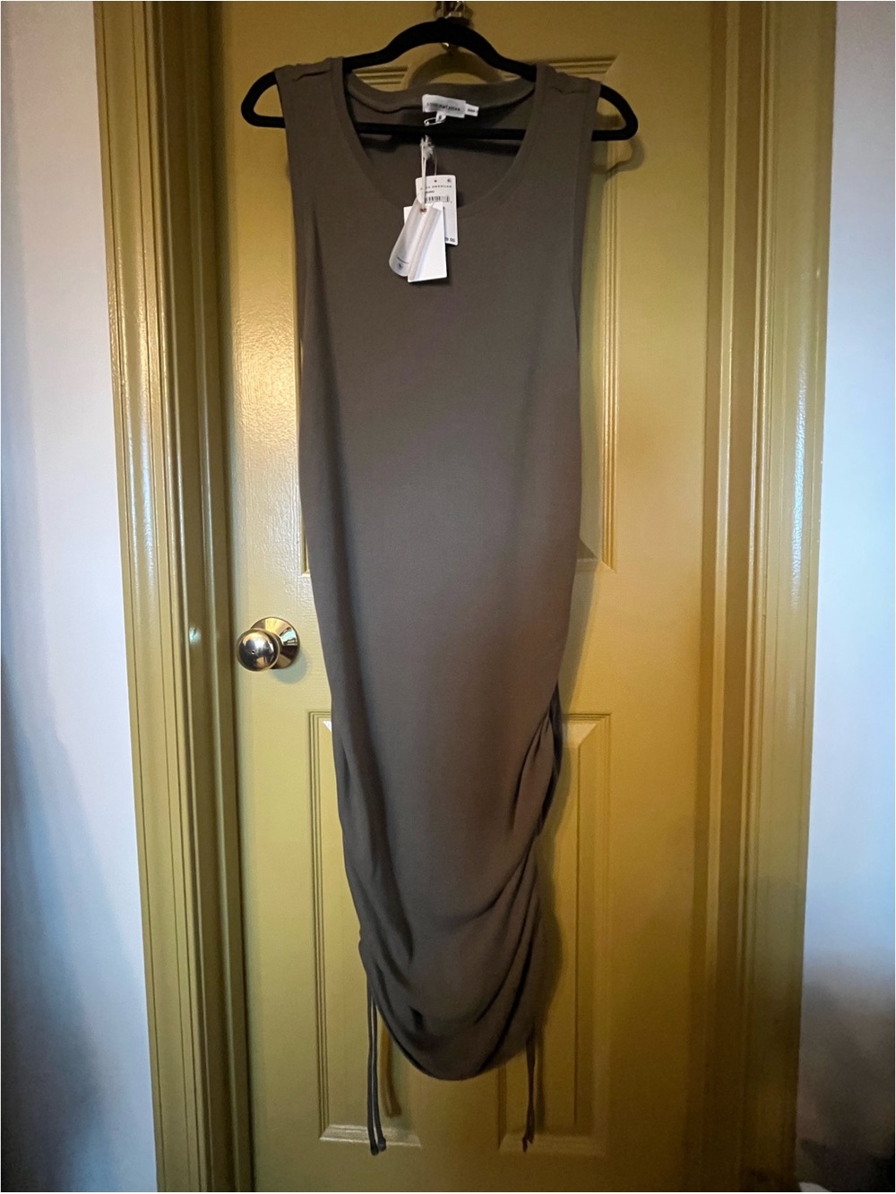 NWT Good American Sleeveless Olive Khaki Ruched Midi Dress